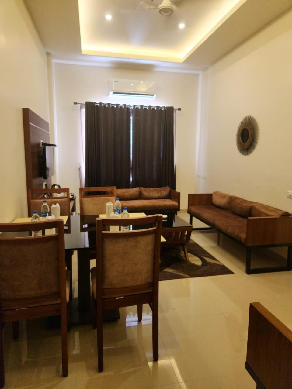 Le Sanara Residency Hotel Thanniyam ภายนอก รูปภาพ