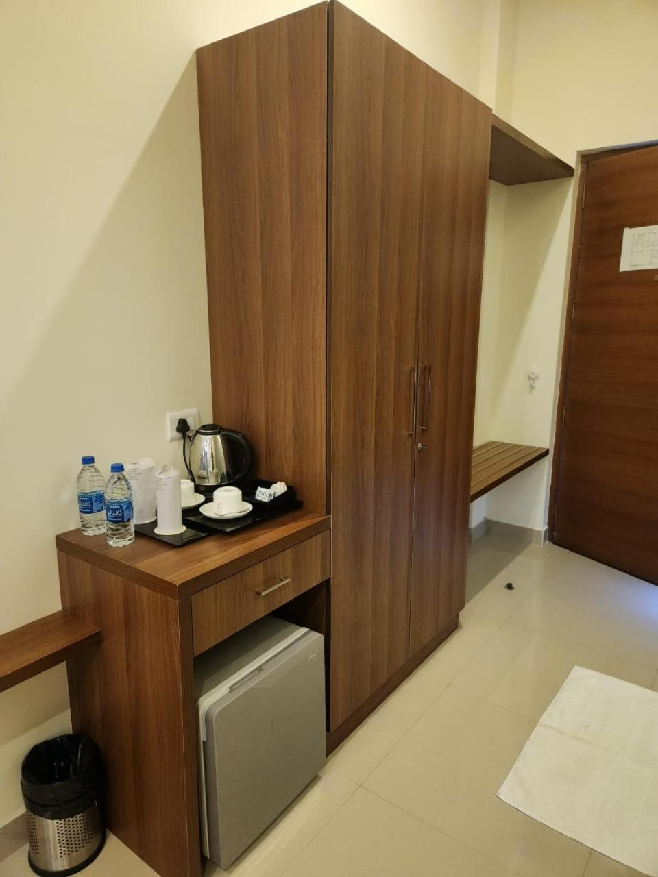 Le Sanara Residency Hotel Thanniyam ภายนอก รูปภาพ